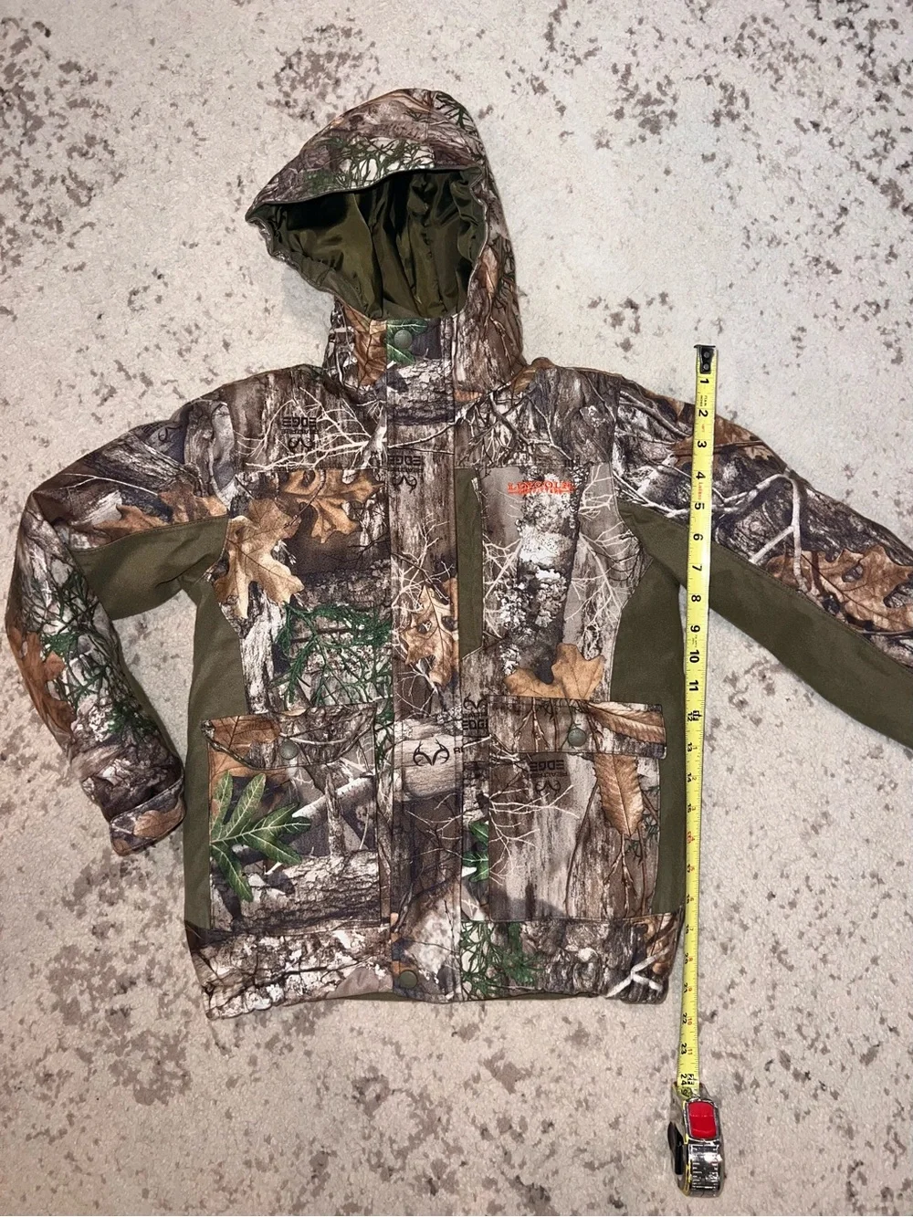 Boys size Small - Lincoln Outfitters Realtree-Style Camo Jacket - Olive Green